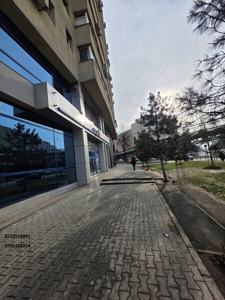 Colentina, Doamna Ghica, apartament 3 camere, decomandat.